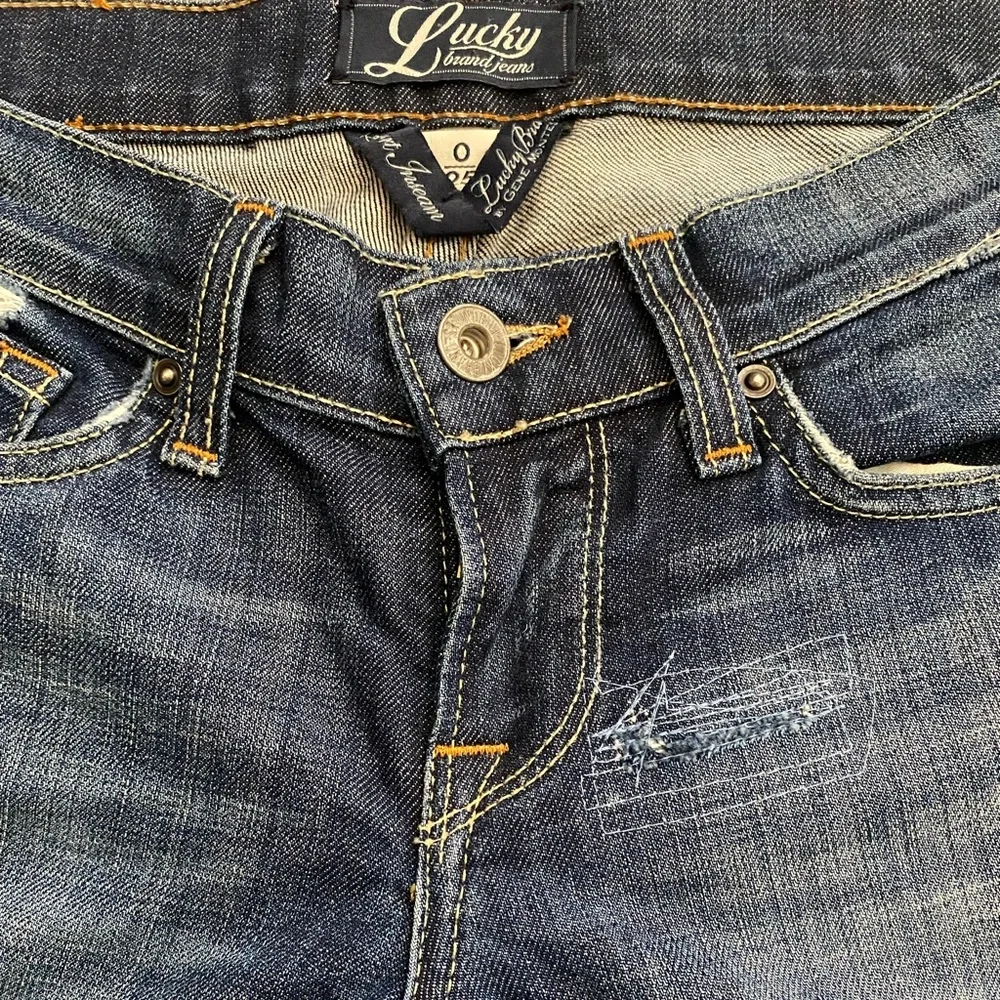 EUC • Lucky Brand Zoe Straight Jeans - Picture 9 of 13